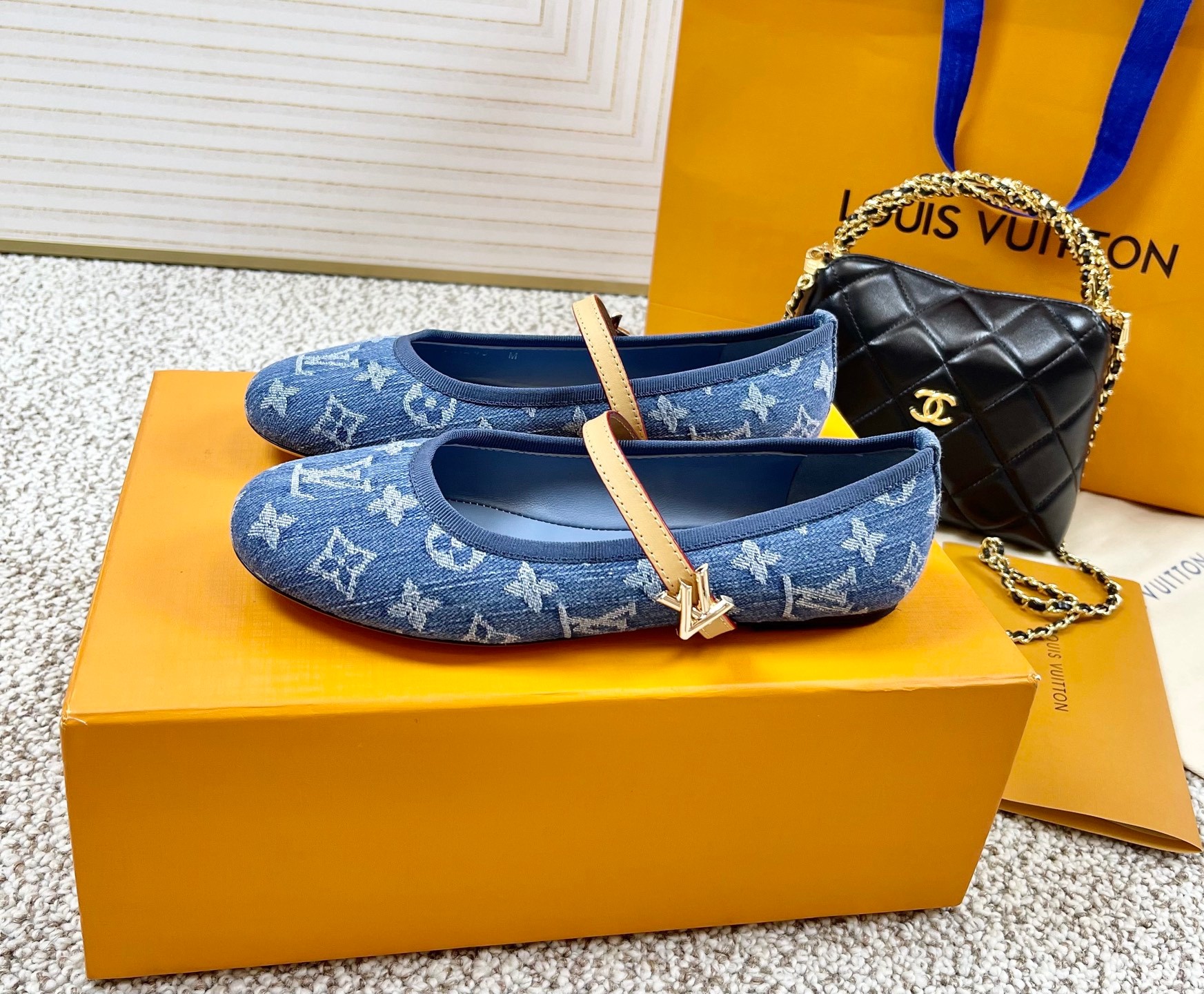 Women's high heels